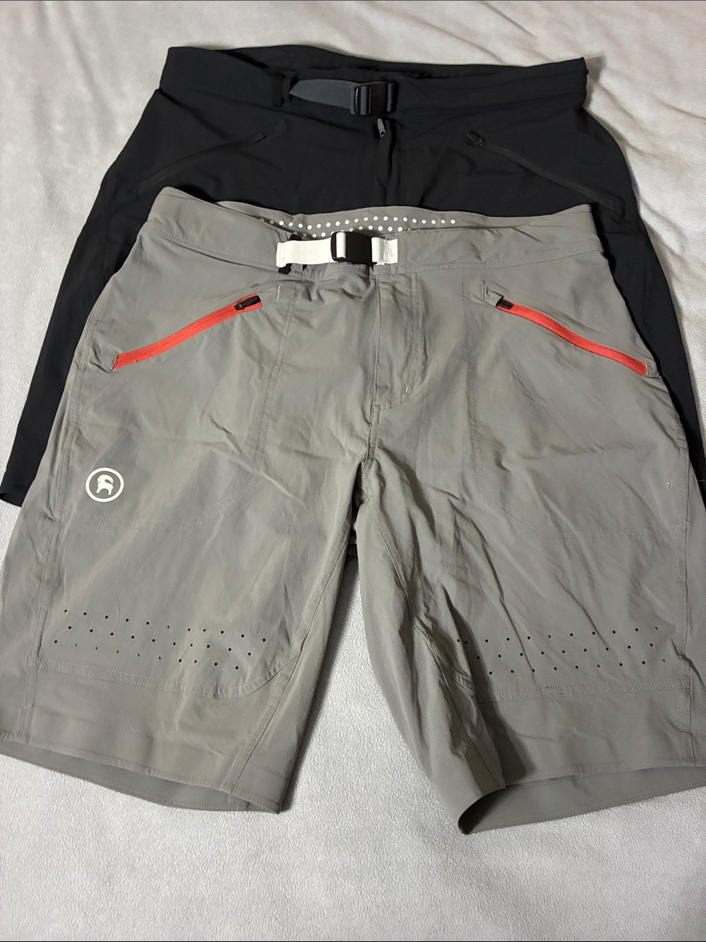 Men's Two Pair Gray Athletic Mountain Bike Shorts with Red Zipper Accents